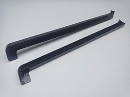 Boční krytka parapetu plastová, š. 400 mm, nos 25 mm - RAL 8019 (šedohnědá)