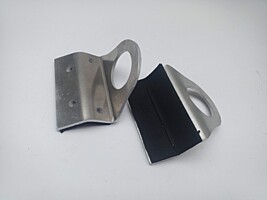 Al sněhový držák jednotrubkový pro trapézové plechy