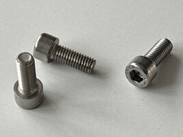 Šroub s imbusovou hlavou DIN 912 - M8x45 mm (pro panel v. 50 mm) SOLAR