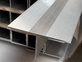 T profil 110 x 50 x 2,00 mm Al profil přírodní, slitina EN AW-6060 T66